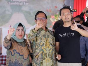 Usai Nyoblos di Jogja, Mahfud dan Istri Bertolak ke Jakarta