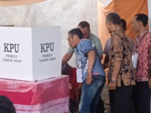 Kakek di Jambi Sempat Tertelungkup di Bilik Suara Sebelum Meninggal Kakek di Jambi Sempat Tertelungkup di Bilik Suara Sebelum Meninggal