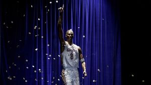 Kenang Sang Legenda, LA Lakers Luncurkan Patung Kobe Bryant