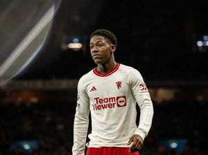 MU Masih Minati De Jong, Gimana Nasib Mainoo?