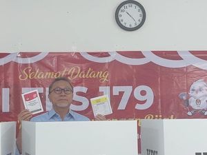 Zulhas Nyoblos Bareng Istri-Anak: Harapannya Satu Putaran