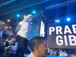 Momen Mayor Teddy Hormat Saat Prabowo Ucapkan Terima Kasih di Pidato