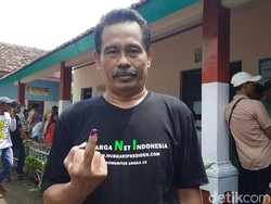 Nyoblos di TPS Kudus, Nurhadi Dildo Diteriaki Capres Guyonan Nyoblos di TPS Kudus, Nurhadi Dildo Diteriaki Capres Guyonan