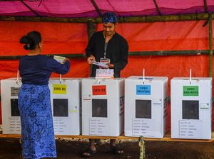 Real Count KPU Pileg DPR 51,28%: PDIP 16,43%, Golkar 14,64%, Gerindra 12,71% Real Count KPU Pileg DPR 51,28%: PDIP 16,43%, Golkar 14,64%, Gerindra 12,71%