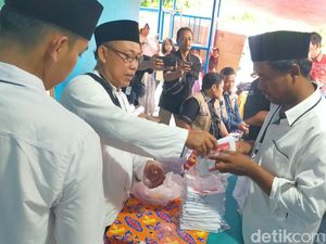 Ratusan Surat Suara Tercoblos di TPS Bandar Lampung Diduga Milik 2 Caleg