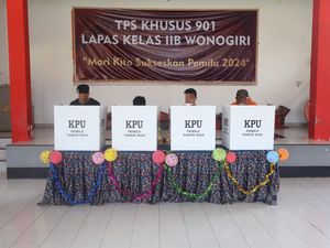 Pemilu di LP Wonogiri: Sarmo Pembunuh Berantai Nyoblos-Eks Ketua PPK Tak Bisa Pemilu di LP Wonogiri: Sarmo Pembunuh Berantai Nyoblos-Eks Ketua PPK Tak Bisa