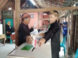 10 Anggota PPS-KPPS di Blora Kelelahan, Ada yang Pingsan