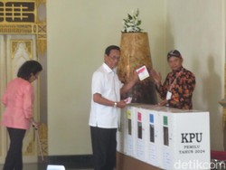 Sri Sultan HB X Ajak Masyarakat Salurkan Hak Pilih: Jangan Golput!