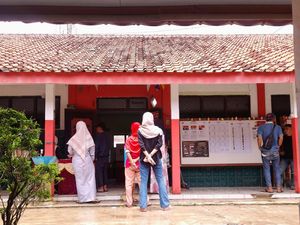 Cerita Warga di Pandeglang Sempat Kehabisan Surat Suara DPRD Kabupaten