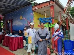 Intip TPS Unik di Surabaya, Nuansa Cosplay Jepang Ada Naruto-Ultraman