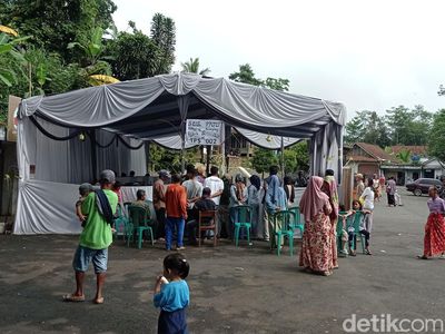Melihat Antusiasme Warga Kampung Adat Naga Tasik Salurkan Hak Pilih