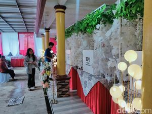 Melihat TPS Unik di Cianjur, Mirip Hajatan Pernikahan