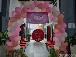 Ragam TPS Unik Surabaya: Tema Valentine hingga Door Prize Burung Jalak