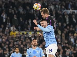 Bayern Melempem Lawan Lazio: Tanpa Shot On Target!