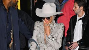 Foto: Transformasi Beyonce Bergaya Koboi, Ukir Rekor di Tangga Lagu Country