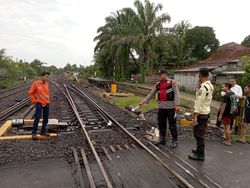 Mat Sahi Masih Koma Usai Ditabrak KA, Polisi Periksa CCTV-Penjaga Palang