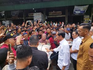 Jokowi Bantah Keras Beras Langka Gara-gara Bansos: Tidak Ada Hubungannya!