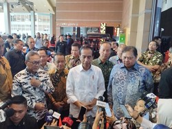 Heboh Beras Langka, Jokowi: Nanti Saya Tunjukkan Ada atau Tidak!