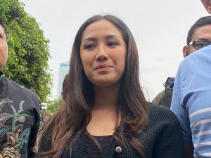 Tamara Tyasmara Klarifikasi soal Dikawal Polisi Tamara Tyasmara Klarifikasi soal Dikawal Polisi