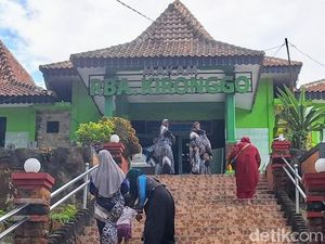 Sederet Benda Ki Bagus Asra Bondowoso yang Punya Karomah dan Daya Magis Sederet Benda Ki Bagus Asra Bondowoso yang Punya Karomah dan Daya Magis