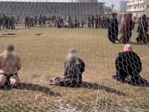 Telanjangi Tahanan Gaza, Tentara Israel Langgar Hukum Internasional Telanjangi Tahanan Gaza, Tentara Israel Langgar Hukum Internasional