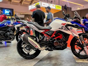 Ini Alasan Harga BMW G 310 R dan G 310 GS Jadi Lebih Murah Rp 20 Jutaan Ini Alasan Harga BMW G 310 R dan G 310 GS Jadi Lebih Murah Rp 20 Jutaan