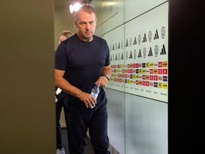 Dear Barca, Bayern Juga Mau Hansi Flick