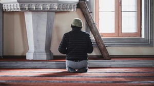 Doa setelah Sholat Taubat Beserta Dzikirnya: Arab, Latin, dan Terjemahan