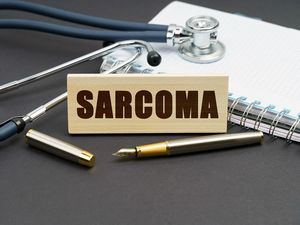 6 Ciri Kanker Sarkoma, Benjolan hingga Nyeri pada Tulang