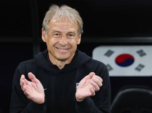 Balasan Menohok Klinsmann untuk Presiden Sepakbola Korsel Balasan Menohok Klinsmann untuk Presiden Sepakbola Korsel