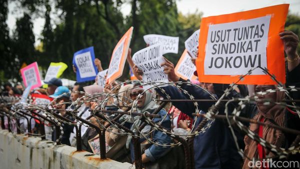 Masyarakat Sipil Peduli Pemilu dan Demokrasi Geruduk KPU