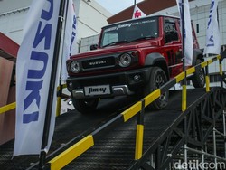 Jangan Mau Kena Harga Gorengan Jimny 5 Pintu, Suzuki Janji Perbanyak Stok