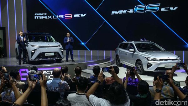 MG Bawa 2 Mobil Listrik Baru di IIMS 2024