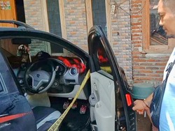 Mobil Relawan Paslon 02 di Situbondo Dibakar OTK Usai Syukuran Quick Count