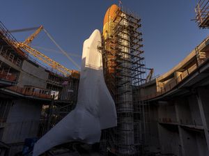 Potret Pesawat Ulang Alik NASA Dimuseumkan Usai 12 Tahun Mengangkasa Potret Pesawat Ulang Alik NASA Dimuseumkan Usai 12 Tahun Mengangkasa
