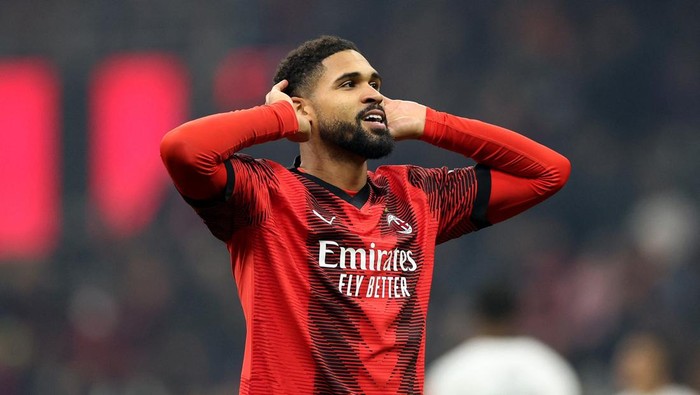 Soccer Football - Europa League - Play-Off - First Leg - AC Milan v Stade Rennes - San Siro, Milan, Italy - February 15, 2024 AC Milan's Ruben Loftus-Cheek celebrates scoring their second goal REUTERS/Claudia Greco