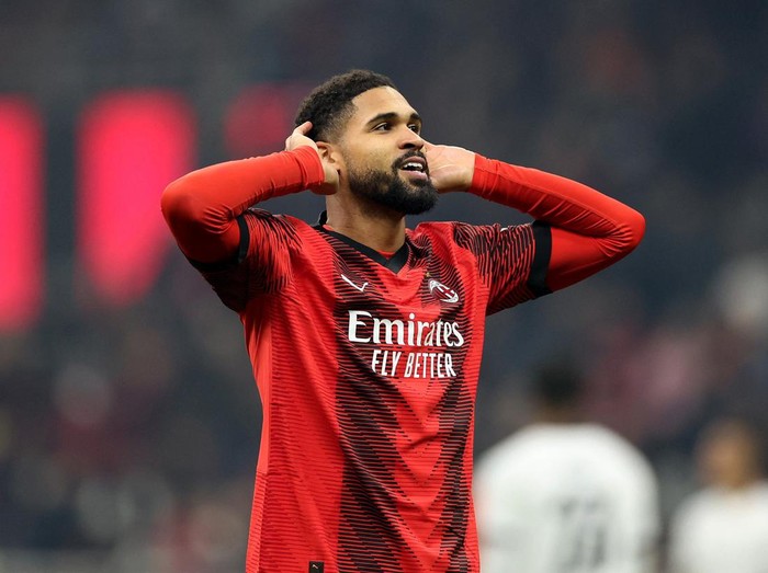 Soccer Football - Europa League - Play-Off - First Leg - AC Milan v Stade Rennes - San Siro, Milan, Italy - February 15, 2024 AC Milan's Ruben Loftus-Cheek celebrates scoring their second goal REUTERS/Claudia Greco