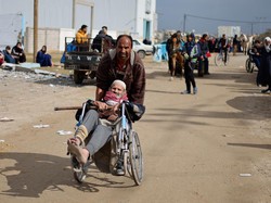 Momen WHO Evakuasi Pasien Kritis di RS Nasser Gaza