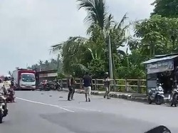 Viral 2 Pria Duel di Jalan Rama Klungkung gegara Saling Pandang