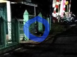 Dikira Caleg Ngamuk Tak Dapat Suara, Ternyata Remaja Kehilangan Sandal