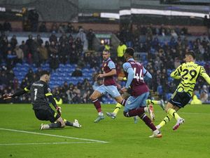 Burnley Vs Arsenal: Meriam London Berpesta Gol 5-0