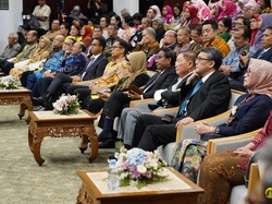 Momen Anies dan Mahfud MD Hadiri Pengukuhan Guru Besar FKUI