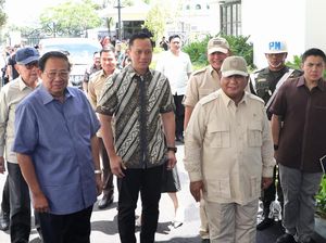Prabowo Bertemu AHY di Pacitan, Ada Tawaran Menteri jika Jadi Presiden? Prabowo Bertemu AHY di Pacitan, Ada Tawaran Menteri jika Jadi Presiden?