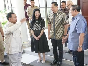 Saling Hormat Prabowo dan SBY Bernostalgia di Pacitan