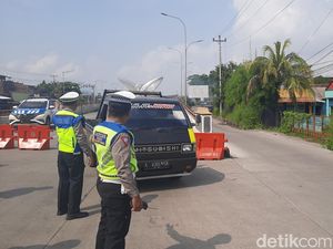 Lalin Pantura Demak-Kudus Masih Ditutup Imbas Banjir, Ini Kondisi Terkininya Lalin Pantura Demak-Kudus Masih Ditutup Imbas Banjir, Ini Kondisi Terkininya