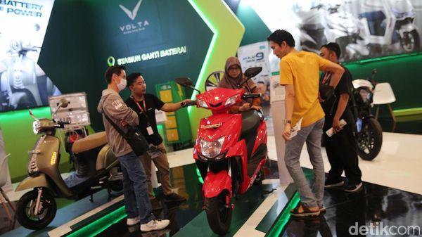 Akhir Pekan, Pameran IIMS 2024 Ramai Pengunjung