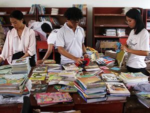Bantuan hingga Rp 150 Juta bagi Komunitas Sastra 2024 Dibuka, Yuk Daftar! Bantuan hingga Rp 150 Juta bagi Komunitas Sastra 2024 Dibuka, Yuk Daftar!