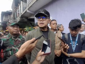 Bima Arya Tinjau Lokasi Longsor Proyek TPT Tewaskan 2 Orang di Bogor