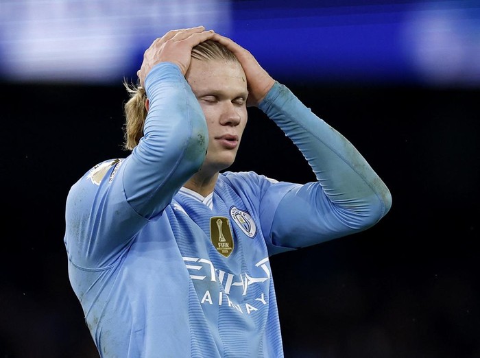 Soccer Football - Premier League - Manchester City v Chelsea - Etihad Stadium, Manchester, Britain - February 17, 2024 Manchester City's Erling Braut Haaland reacts Action Images via Reuters/Jason Cairnduff NO USE WITH UNAUTHORIZED AUDIO, VIDEO, DATA, FIXTURE LISTS, CLUB/LEAGUE LOGOS OR 'LIVE' SERVICES. ONLINE IN-MATCH USE LIMITED TO 45 IMAGES, NO VIDEO EMULATION. NO USE IN BETTING, GAMES OR SINGLE CLUB/LEAGUE/PLAYER PUBLICATIONS.