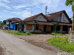 Ini Kata Pengamat Politik soal Caleg NasDem Banyuwangi Tarik Bantuan Paving Ini Kata Pengamat Politik soal Caleg NasDem Banyuwangi Tarik Bantuan Paving